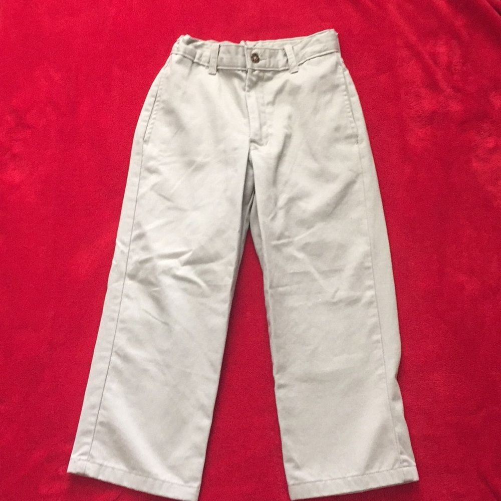 4/$20 Flat Front Khakis Adjustable Waist Sz 6